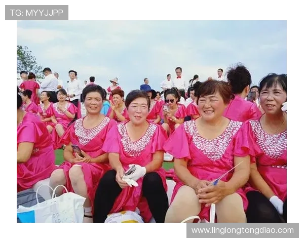 与杨敏对话探讨她的篮球生涯与成长历程