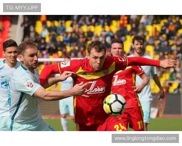 不惧强敌的足球明星背后的坚持与勇气揭秘